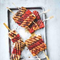 Kořeněné špízy s halloumi a melounem