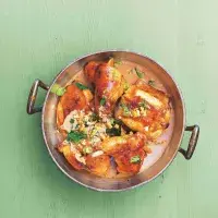 Králík s ořechovou omáčkou