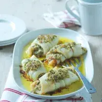 Rybí balíčky s citronovo-křenovým máslem