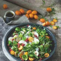 Kroupový salát s černou ředkví, kapustičkami a kumkvaty