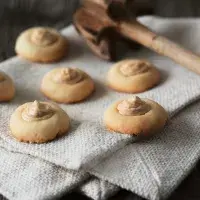 Kuličky s karamelovou náplní