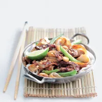 Kuřecí nudle s chilli