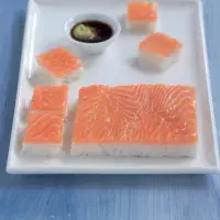 Lososové suši Lososové suši