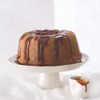 Mramorová chai bábovka s javorovým sirupem