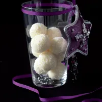 Nepečené kokosové kuličky