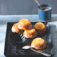 Obrácené hruškové bábovičky