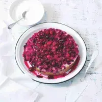 Brusinkový obrácený koláč Brusinkový obrácený koláč