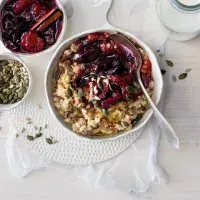 Ovesná kaše se švestkami ze Sisters