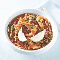 Paella s krevetami a citronem Paella s krevetami a citronem