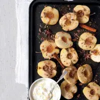 Pečená jablka v medu s tvarohovým krémem