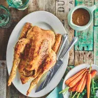 Pečené kuře s fenyklovo-rozmarýnovým máslem