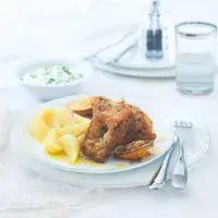 Pečený úhoř v bylinkové strouhance