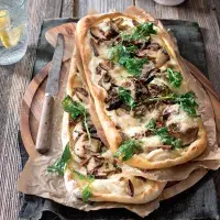 Pizza s hříbky a bazalkou