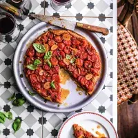 Rajčatový tarte Tatin Rajčatový tarte Tatin