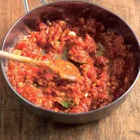 Rajčatové základy neboli 4 varianty rajčatové omáčky na pizzu