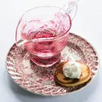 Lívance s rebarborovou marmeládou a tvarohem