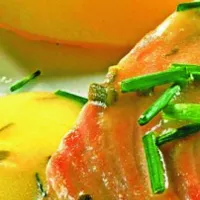 Losos se smetanovou omáčkou