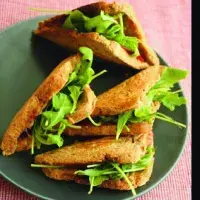 Tousty s chorizem a rukolou