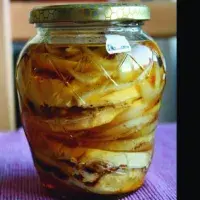 Nakládané hermelíny s ořechy