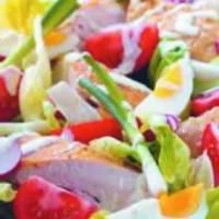 Jarní salát s kuřecím masem