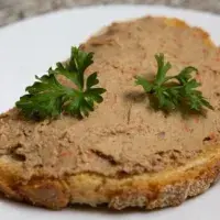 Domácí paštika z kuřecích jater Domácí paštika z kuřecích jater