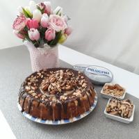 Arašídovo-karamelový cheesecake s arašídovými makronkami
