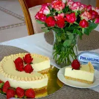 Vanilkový cheesecake s citrónovo-skořicovou polevou