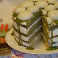 Matcha dort s limetkovým krémem 