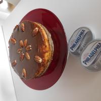 Vrstvený čokoládovo-karamelový cheescake