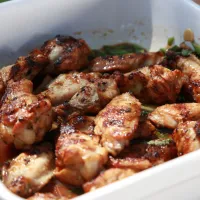 KUŘECÍ KŘÍDLA S TYMIÁNEM