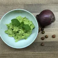 Avokádová pomazánka s lískovými oříšky