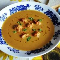 Polévka z pečeného květáku Polévka z pečeného květáku
