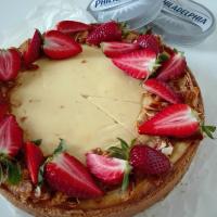 Jahodovo-mandlový cheesecake