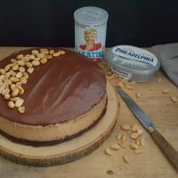 Cheescake z arasidoveho masla s ganache. Cheescake z arasidoveho masla s ganache.