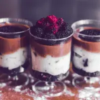 Dospělým vstup povolen aneb Krémy, kterým sluší whisky, brandy nebo likér