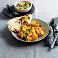 Květákové kari s kokosovým mlékem