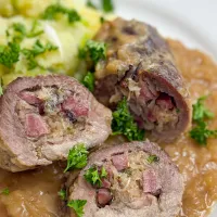 Jak zabalit a uvázat masové závitky?