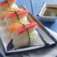 Co obsahují a jak se vyrábějí surimi tyčinky: Těší se velké oblibě, krabí maso v nich však nehledejte