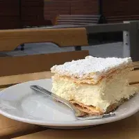 Mraky z odpalovaného těsta