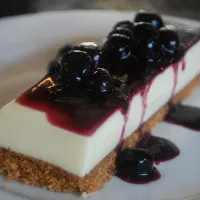 Cheesecake s borúvkovým přelivem