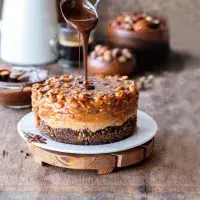 Arašídovo-karamelový cheesecake