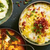 Bramborová kaše se sýrem a slaninou