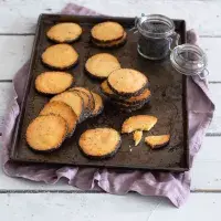 Čedarové sušenky s mákem