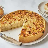 Slaný cibulový koláč