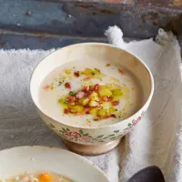 Fazolová polévka s bramborovými krutony