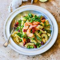 Fusilli s krevetami, chorizem a hráškem Fusilli s krevetami, chorizem a hráškem