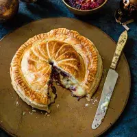 Koláč se sýrem a brusinkami