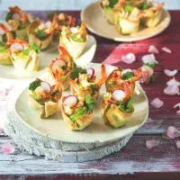 Košíčky z těsta wonton s krevetami