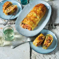 Masová roláda z bramborových plátků