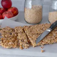 Jak připravit domácí müsli tyčinky na míru?